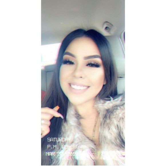 Meet your Posher, Laurita - Picture 1 of 1